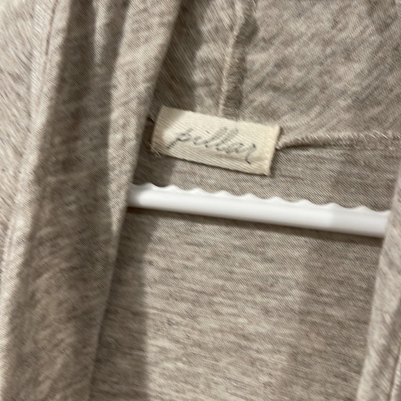 Pillar Oatmeal Organic Cotton and Yak Down Cardigan - Women’s Size 8 - Picture 5 of 7